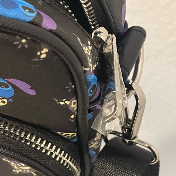 Disney Her Universe AOP Lilo & Stitch - Skeleton Stitch Crossbody - Picture 10 of 15